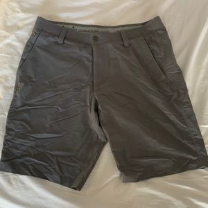 Mens Under Armour golf shorts, grey, size 36